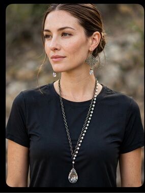 Silver Teardrop Crystal Pendant Necklace with Matching Earrings
